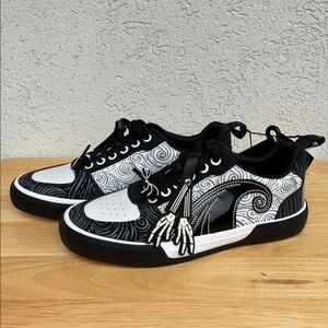 The Nightmare before Christmas black and white lowtop sneakers